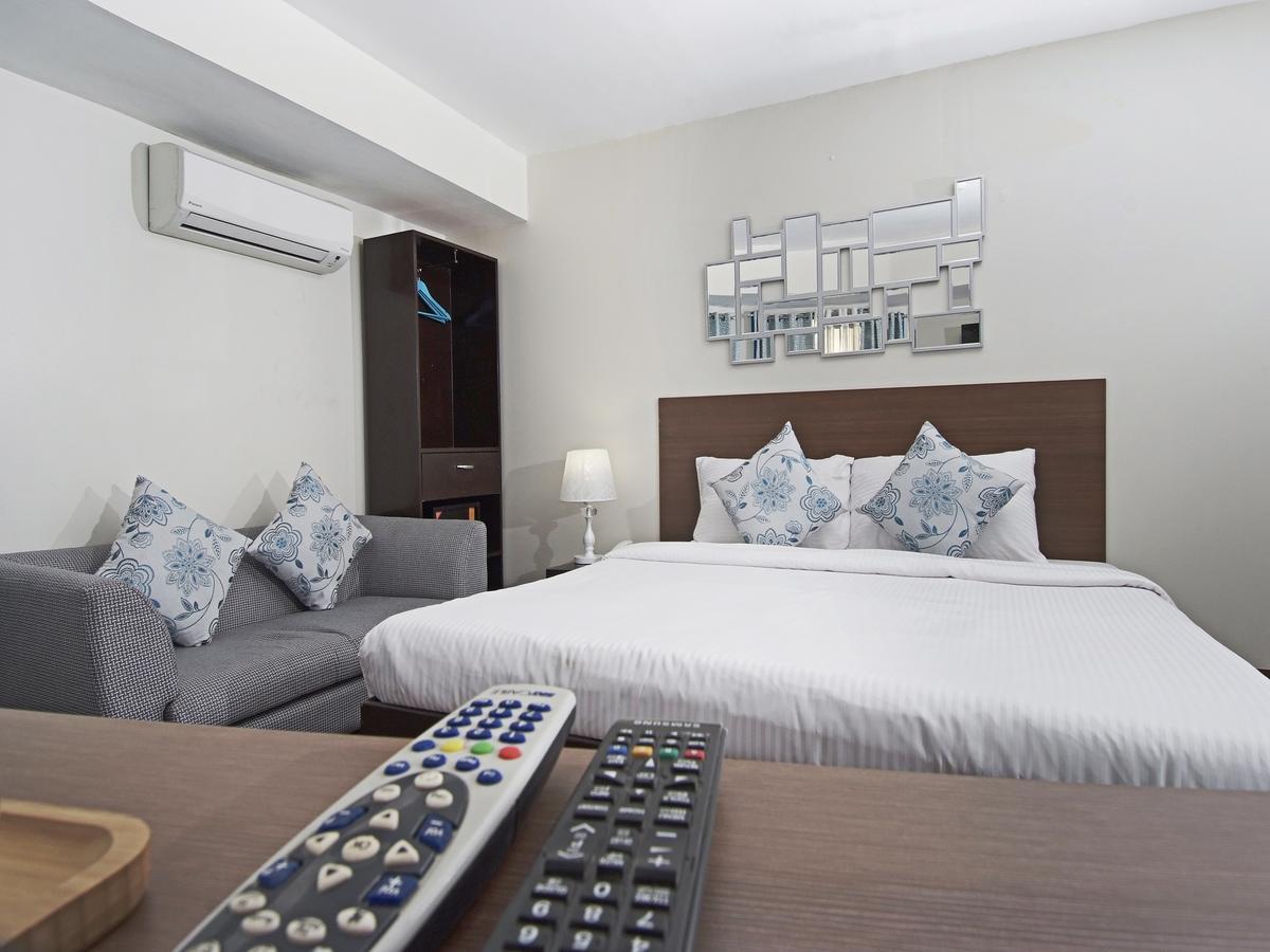 Skyblue Hotel Cebu Bagian luar foto